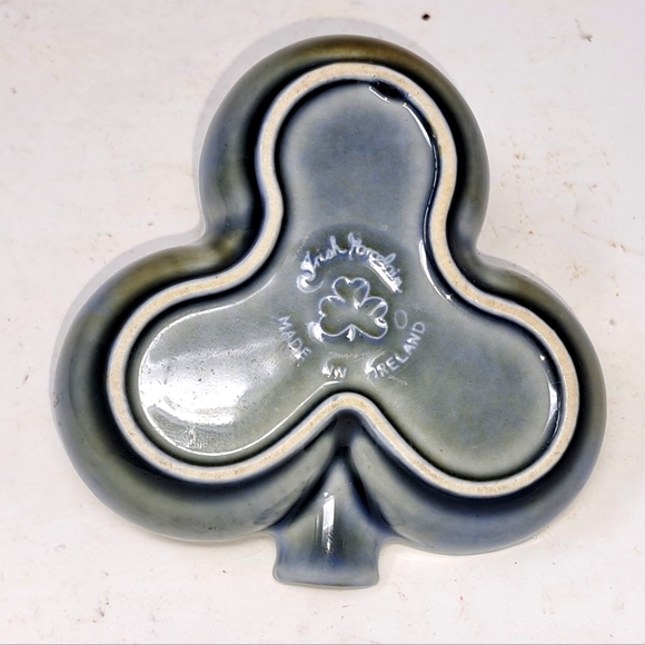 Vintage Irish Porcelain Shamrock With Pixie On Stump Ring Dish - Picture 5 of 5